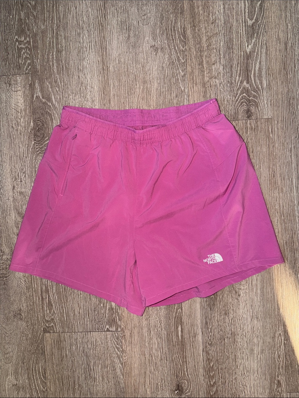 The North Face Women's Bright Pink Athletic Shorts size medium flash dry xd